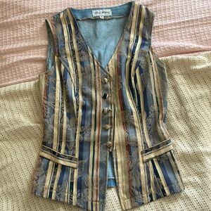 Paris blues Jean vest, vintage with flower and stripe pattern!